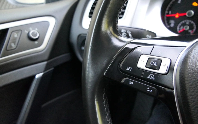Volkswagen Golf cena 34999 przebieg: 221000, rok produkcji 2016 z Orzesze małe 466
